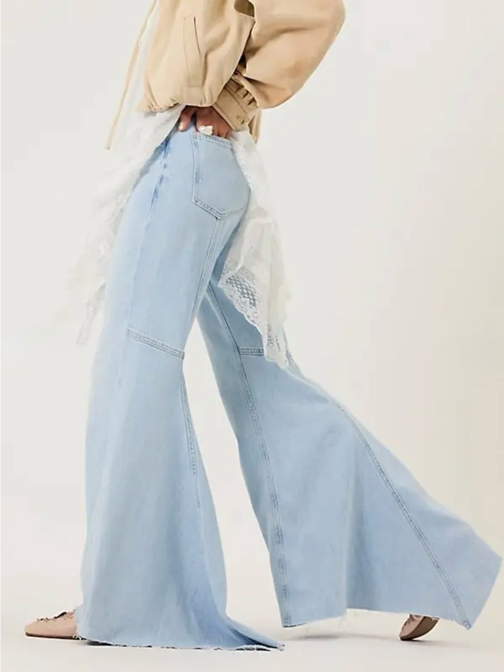 Free People We The Free Live Wire Flare Jeans, Size 31/US 12